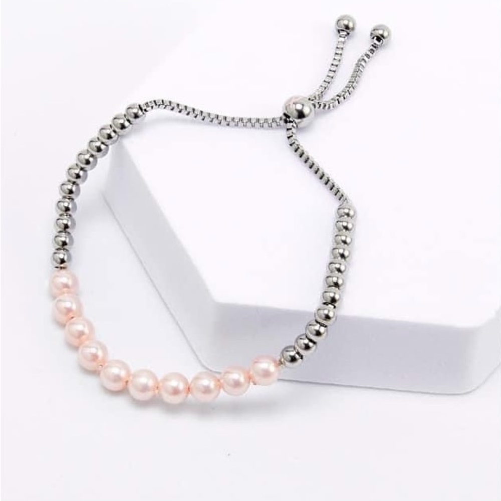 TOCARA New Retired Bolo Debbie Bracelet Stainless and Shell Pearl